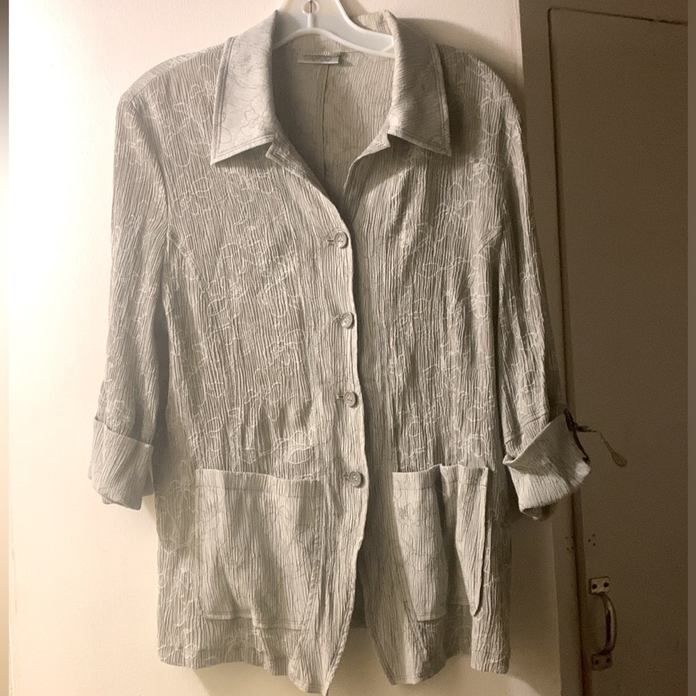 Gelco Elegant versatile viscose suit,L/ XL, European made, sizes on pictures